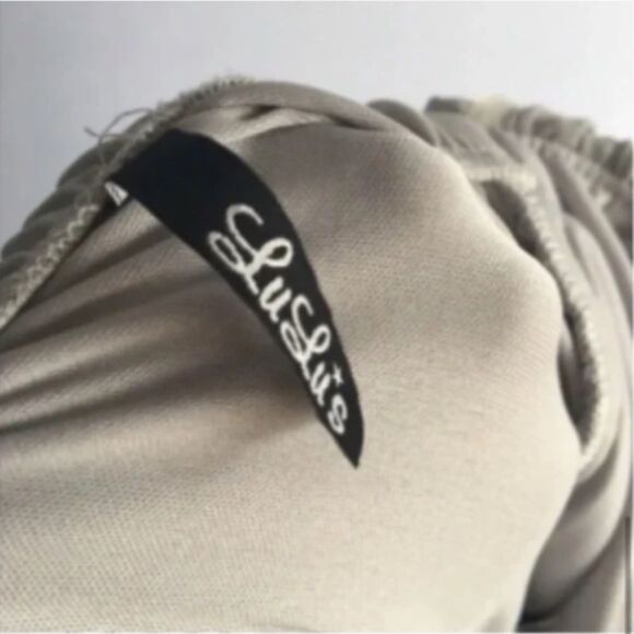 Women’s Lulu’s Grey Strapless Formal Dress - Picture 3 of 8